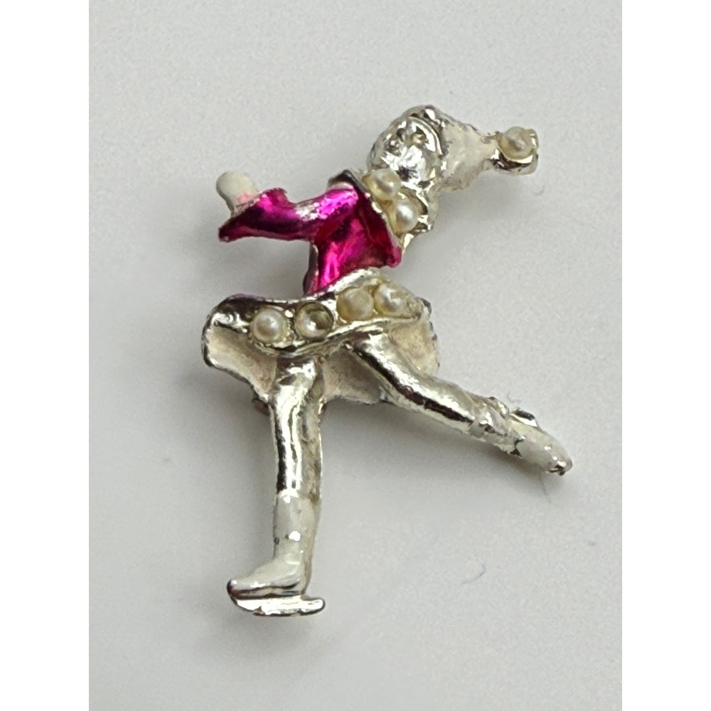 Vintage 1950s Enamel Faux Pearl Ice Skater Brooch